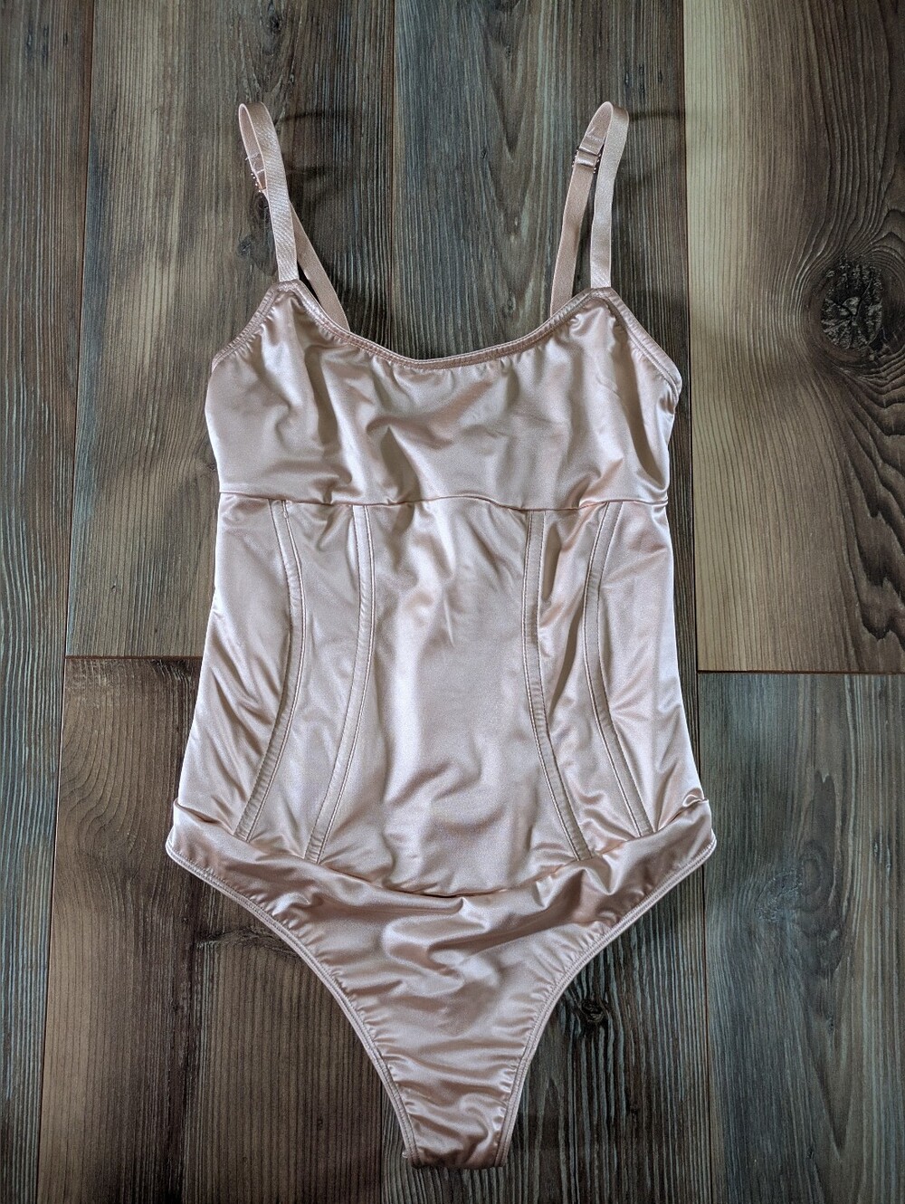 Sofia Vergara Shapewear Nude Tan Silky Wireless Unlined Corset Bodysuit Small
